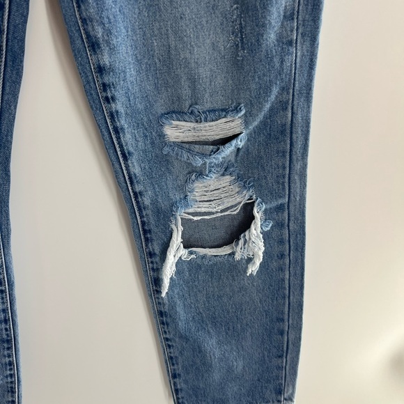 SPECIAL A DISTRESSED RELAXED DENIM MEDIU MED-RISE WASH JEANS SIZE 7 - Picture 15 of 16